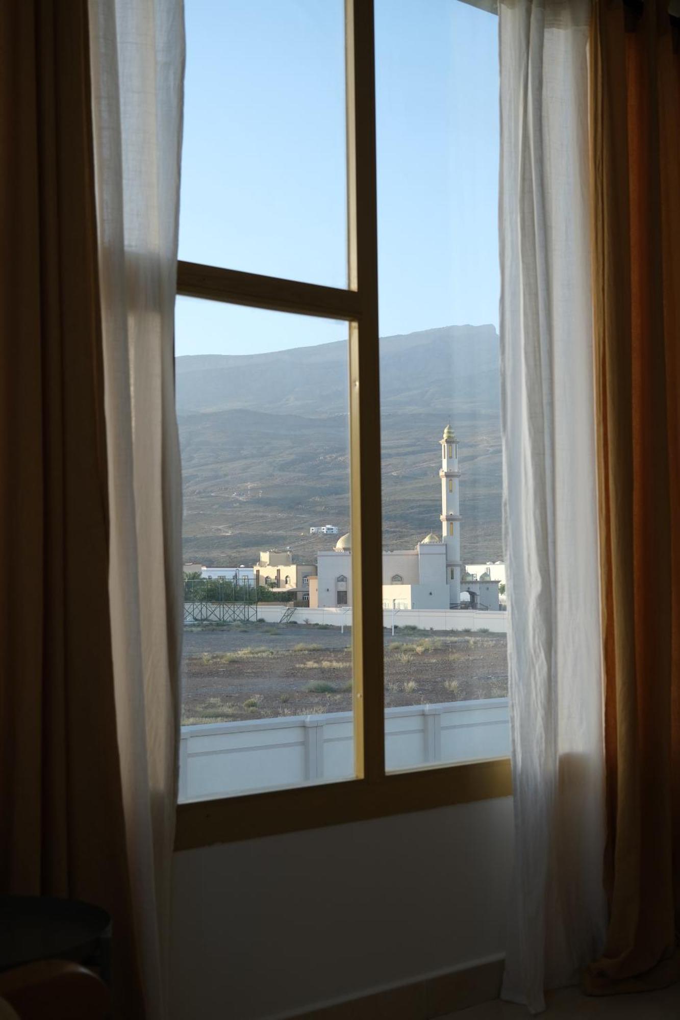 Al Rawnaq *